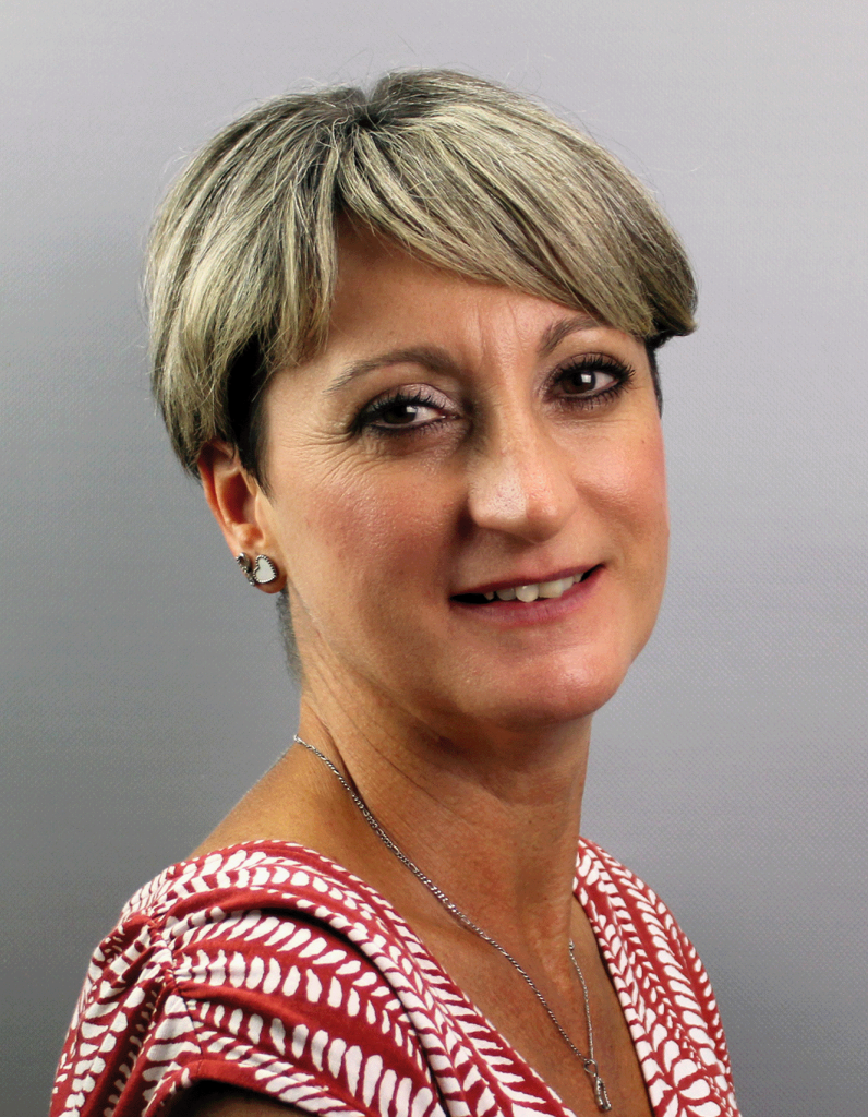 Iva Zdarsová